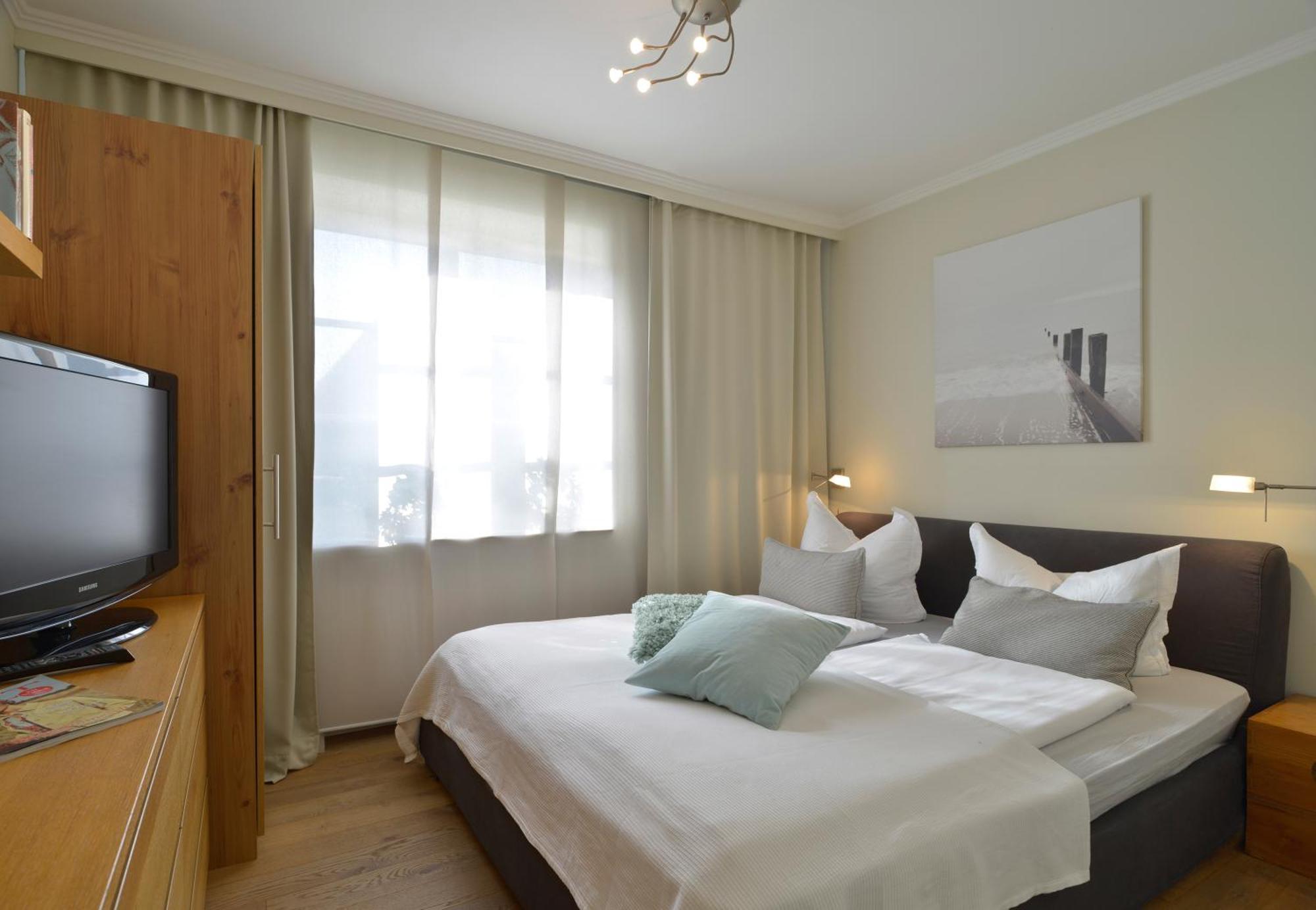 Bines Hues Apartment List Bagian luar foto