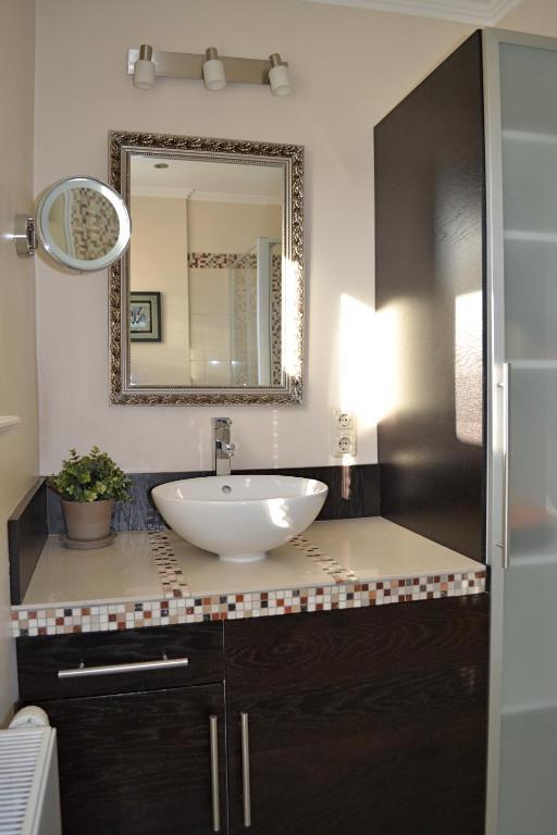 Bines Hues Apartment List Ruang foto